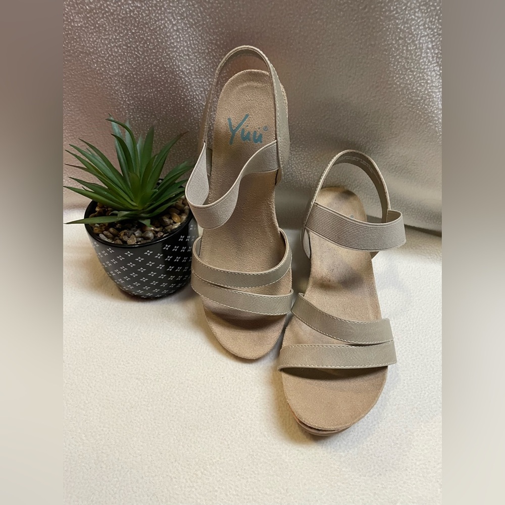 Yuu sandals